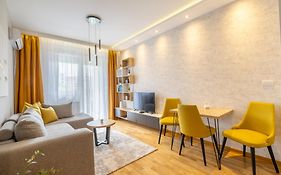 Arena Big Luxury Apartments