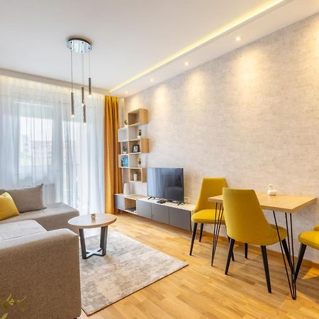 Arena Big Luxury Apartments Нови-Сад Экстерьер фото