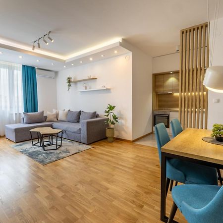 Arena Big Luxury Apartments Нови-Сад Экстерьер фото
