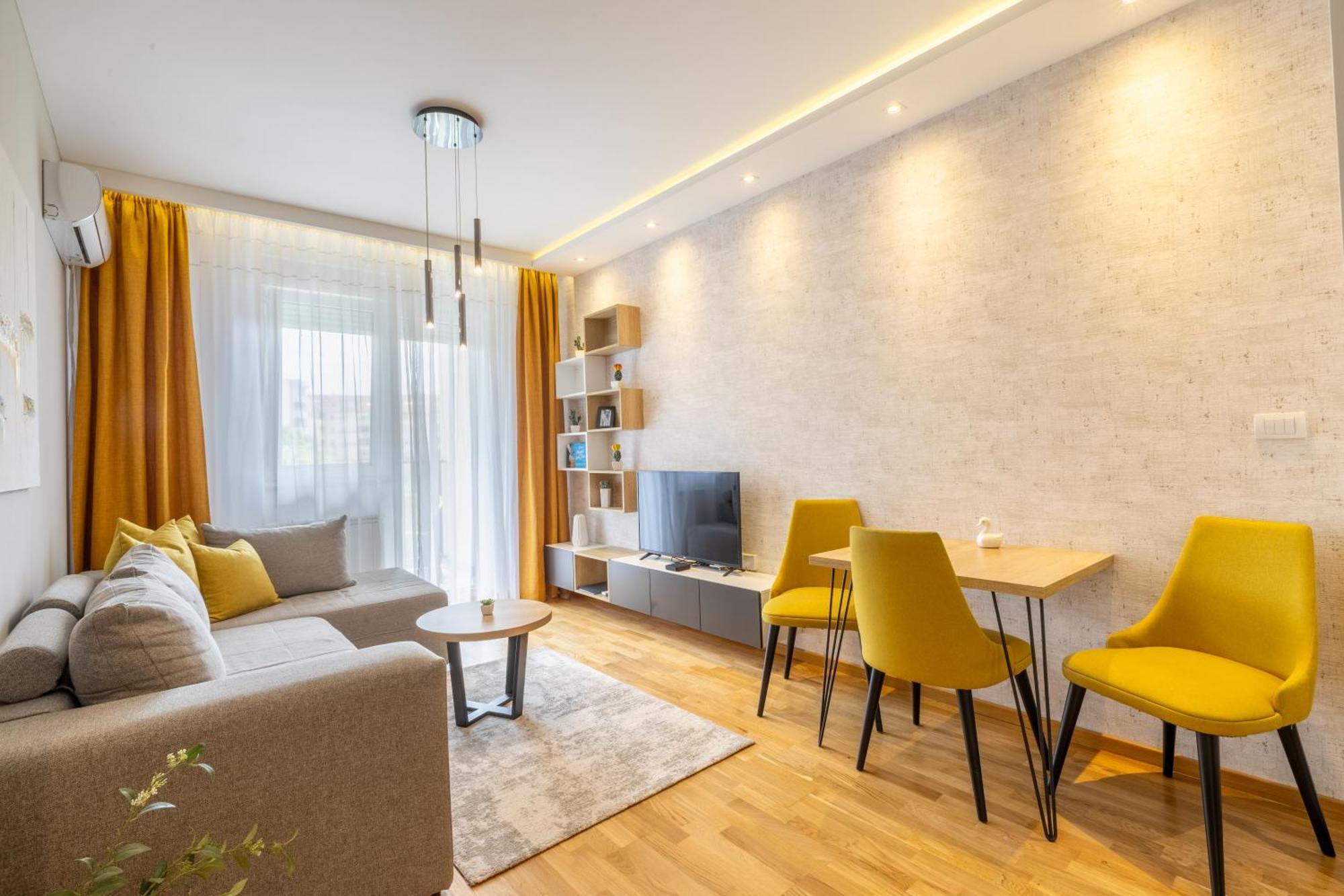Arena Big Luxury Apartments Нови-Сад Экстерьер фото